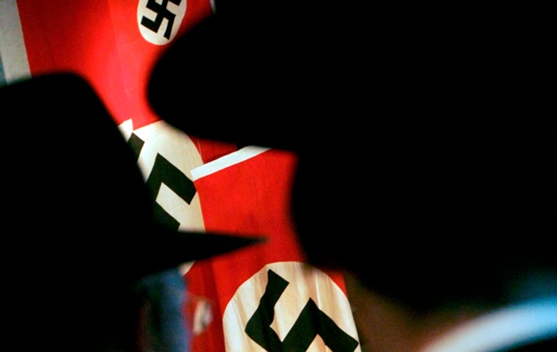 Nemţii îi fac praf pe unguri:  „SPIRITUL NAZIST RENAŞTE ÎN UNGARIA”. Legătura dintre JOZSEF NIRO şi noul cult 