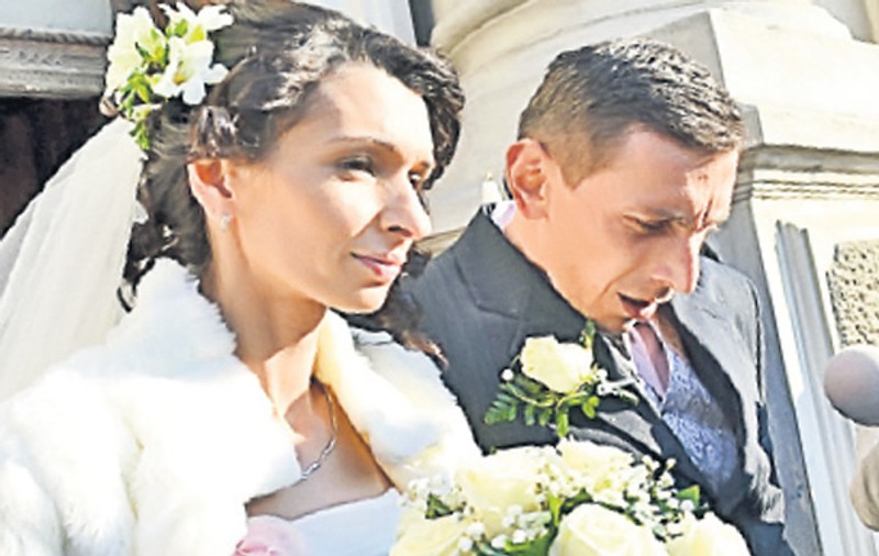Proaspătul cumnat al Monicăi Gabor i-a ameninţat pe ziariştii prezenţi la nunta sa cu Alina: "Mâine vă caut eu, bulangiilor!"