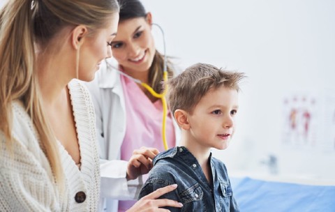 Scleroza multiplă la copii. Dr. Oana Vladâcenco: ,,S-a aprobat terapia care oprește evoluția bolii sau o diminuează”