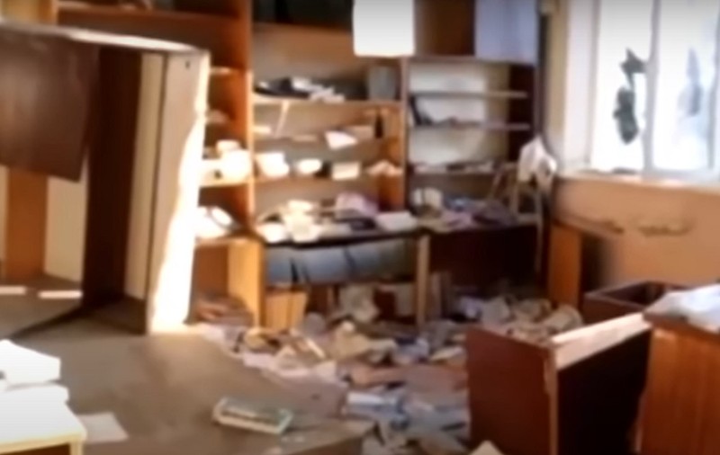 „700 dintre ai noștri sunt morți, nu știm ce să facem. Dormim într-o școală care cade pe noi”, îi povestește soției, îngrozit, un soldat rus din Ucraina