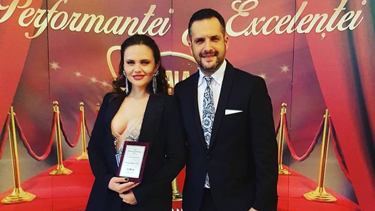 Mădălin Ionescu și Cristina Șișcanu au dat startul petrecerii de botez a fiicei lor