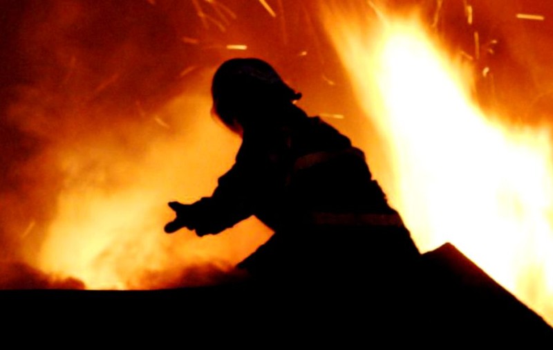 Cadavrul carbonizat al unui bărbat din Sălaj, descoperit într-o casă distrusă de un incendiu