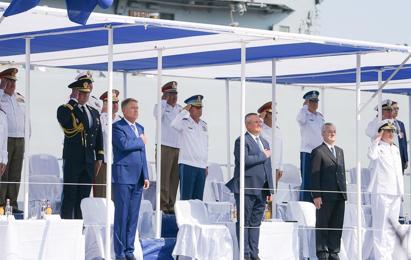 Ziua Marinei, în Portul Militar Constanţa. Klaus Iohannis a participat la manifestări, Marcel Ciolacu și Kelemen Hunor au lipsit