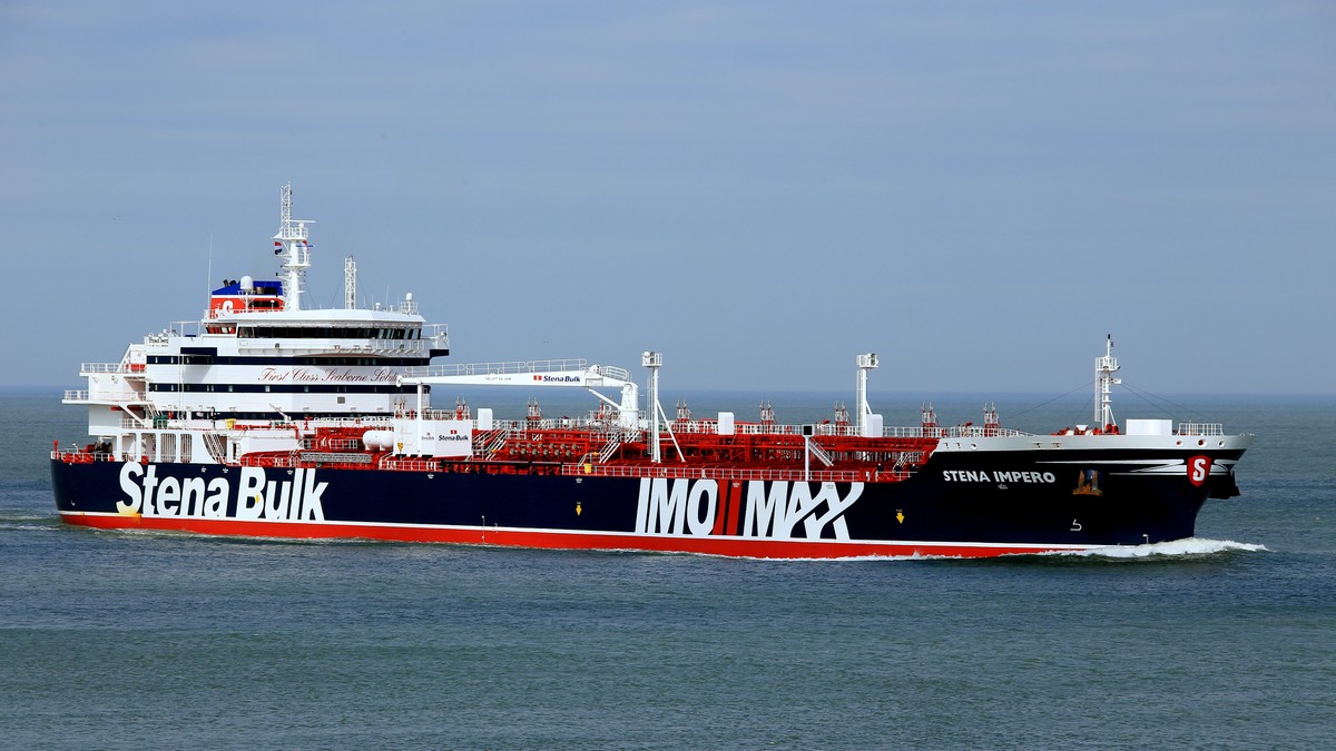 Aeronavă de supraveghere în Strâmtoarea Hormuz