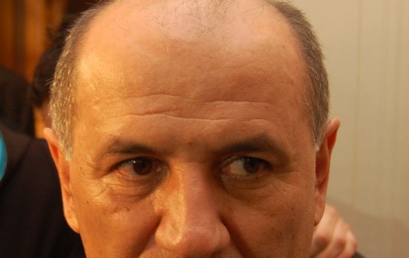 George Copos îşi bate joc de degringolada din curtea Stelei: ”Show must go on” 