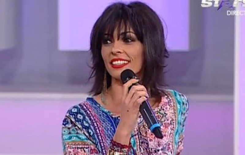 COSMINA PĂSĂRIN: "E PRIMA OARĂ când SPUN că SUNT PREA SLABĂ!"