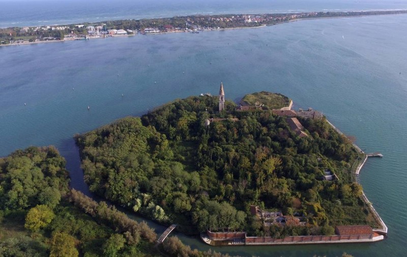 Insula „bântuită” din Veneția va deveni un paradis exclusiv pentru localnici, de unde turiștii sunt interziși