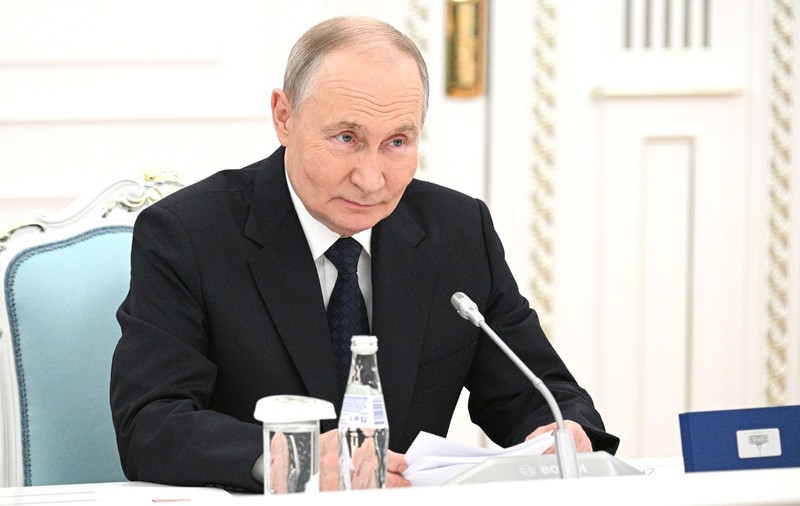 Vladimir Putin, reacție ironică la decizia de renumărare a voturilor la prezidențialele din România: „Nu a fost pe placul autorităților”