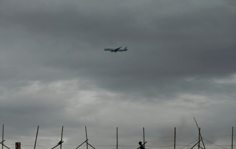 Furtuna a împiedicat trei curse aeriene să aterizeze pe aeroportul din Iași