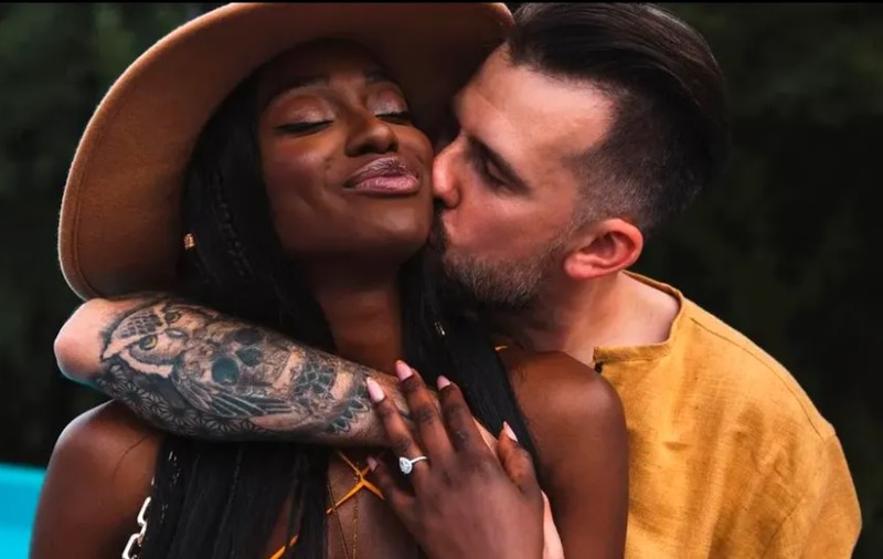 Cât a costat inelul de logodnă pe care Florin Ristei i l-a dat lui Naomi Hedman. Și Speak s-a dat de gol: „Și eu, un pic mai mult”