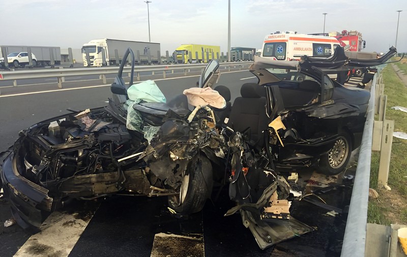 Șoferul care a ucis doi oameni și un copil, după ce a condus pe contrasens pe autostradă, audiat de Poliție. Bărbatul era băut
