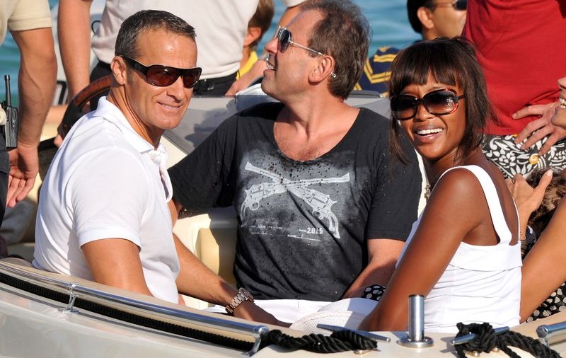 Ce bine o duce Naomi Campbell!