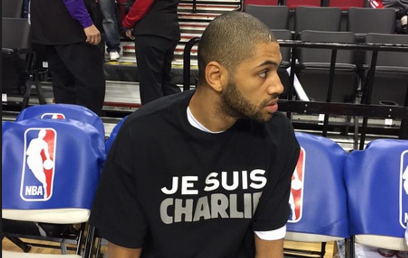 ATENTATUL DE LA CHARLIE HEBDO / ^Gest superb făcut în NBA
