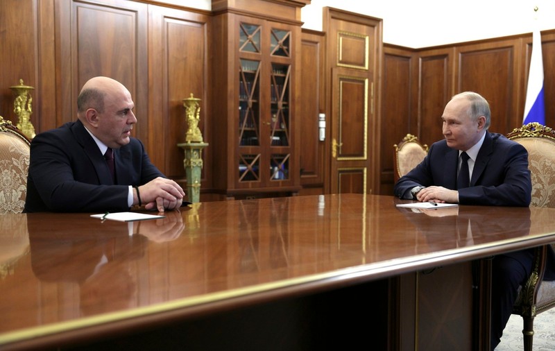 Premierul rus Mihail Mişustin a prezentat lista miniştrilor. Cine rămâne în noul guvern al lui Putin