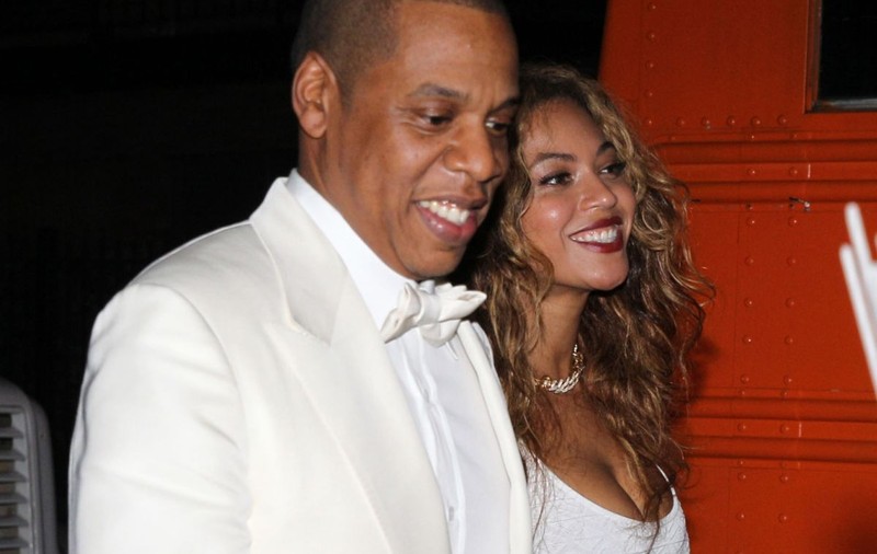 SORA lui BEYONCE s-a MĂRITAT! Cu SFÂRCUL pe AFARĂ la PROPRIA NUNTĂ! | FOTO