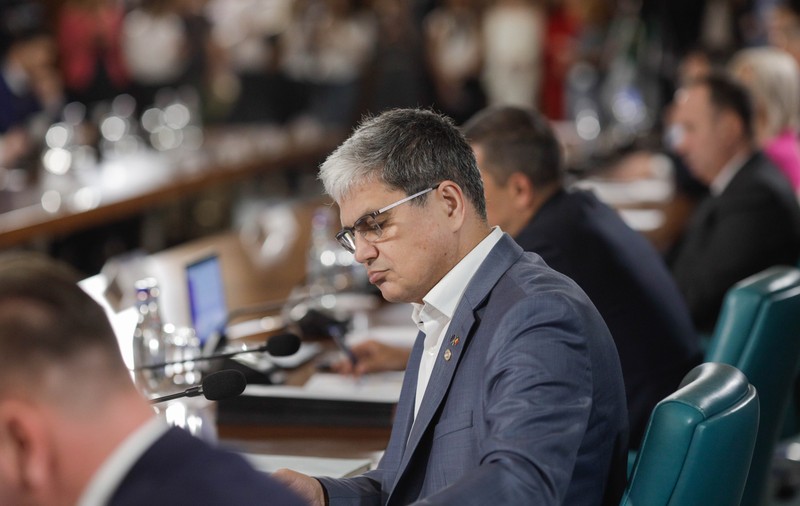 Tensiuni în PNL din cauza relației cu PSD și a măsurilor fiscale. Ministrul Boloș a primit o listă de negociere și eliminarea unor supraimpozite. Care sunt acestea