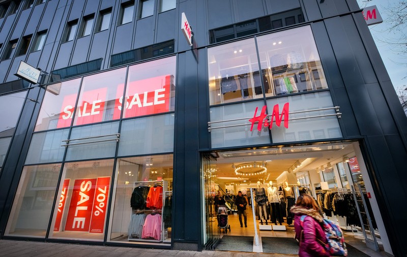 H&M Suedia, anchetat pentru acuzații de discriminare