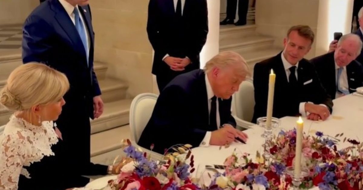Donald Trump semnează protocolul acordului de pace cu Iranul, 17-18 iunie 2026