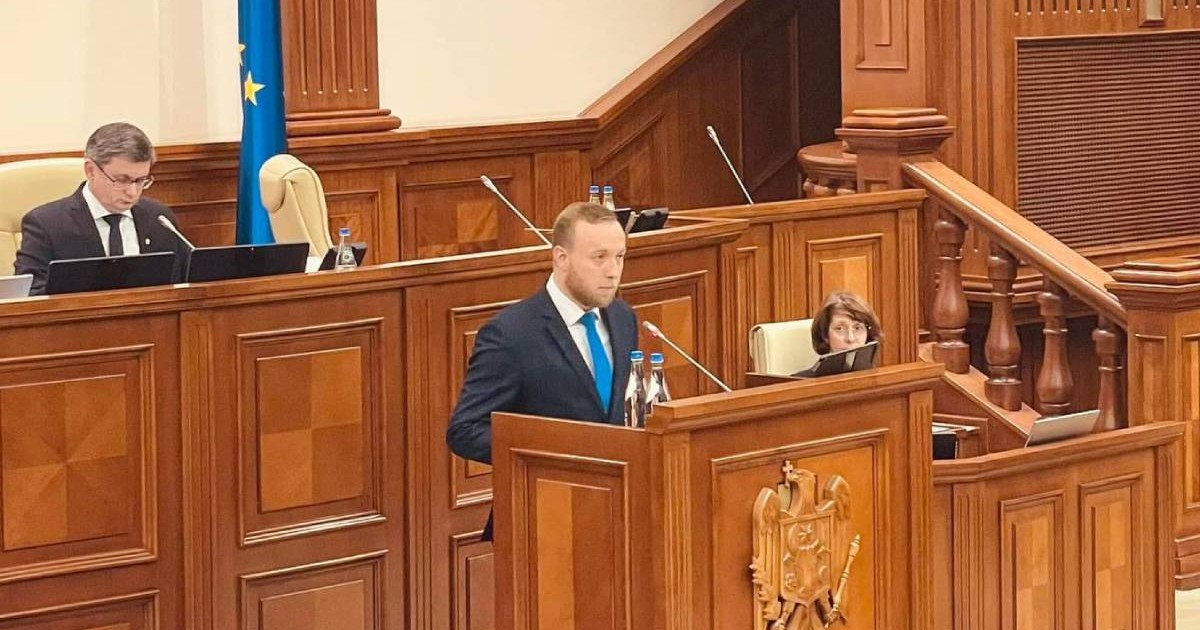 seful serviciilor de informatii de la chisinau alexandru musteata discurs in plen