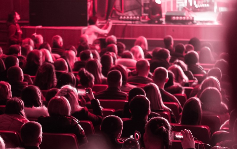Ce să faci în București în weekendul 27-28 septembrie 2025: raliul mașinilor de epocă, Lavanda Fest, teatru