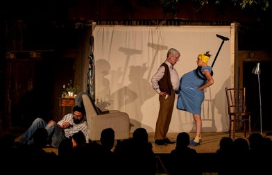 Scenă din spectacolul „Experimentul”. Foto: Vlad Chirea
