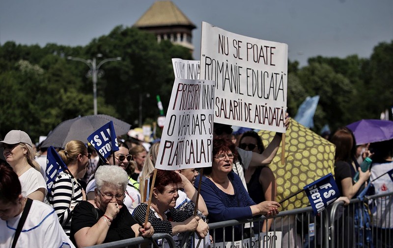 Sindicatele din educație, mesaj către guvern cu două zile înainte de începerea înscrierilor la BAC. „Nu suntem cerșetori”