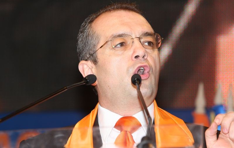 Boc a numit noi secretari de stat şi a schimbat vicepreşedinţii ANAF