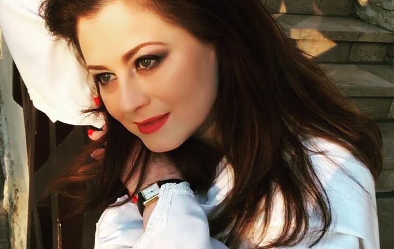 Corina Dănilă s-a filmat cum nu a mai văzut-o cineva. În ce ipostază s-a afișat în fața fanilor | VIDEO