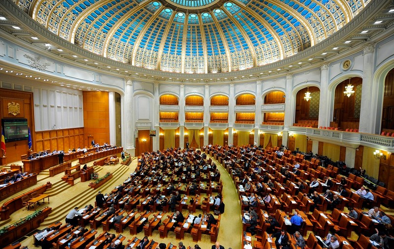 Parlamentul a votat recalcularea pensiilor pentru cei care au lucrat în grupe speciale de muncă
