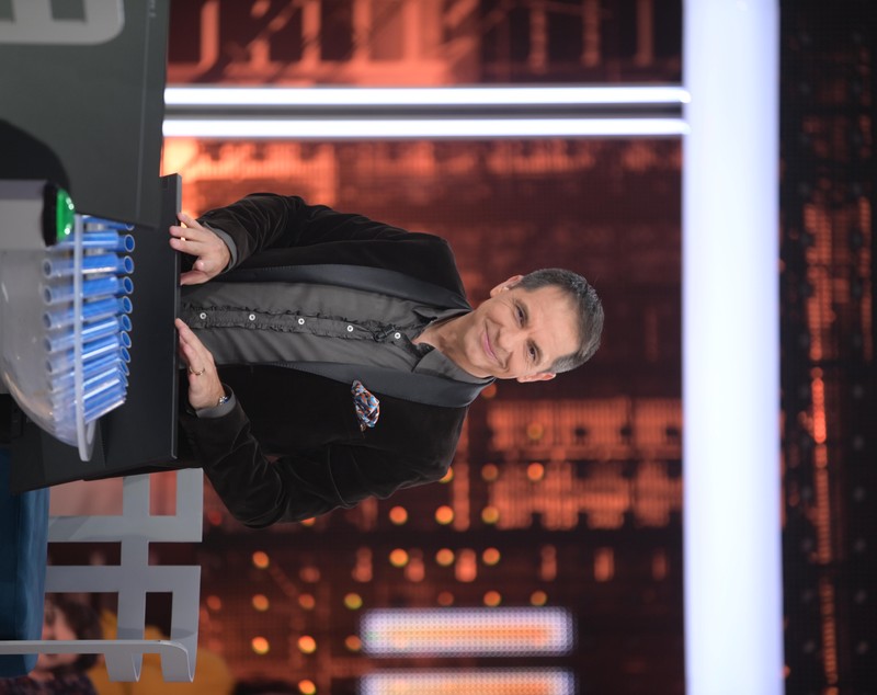 Dan Negru revine cu un nou sezon al emisiunii „Tu urmezi!” la Kanal D: „Noua provocare pentru publicul isteț”