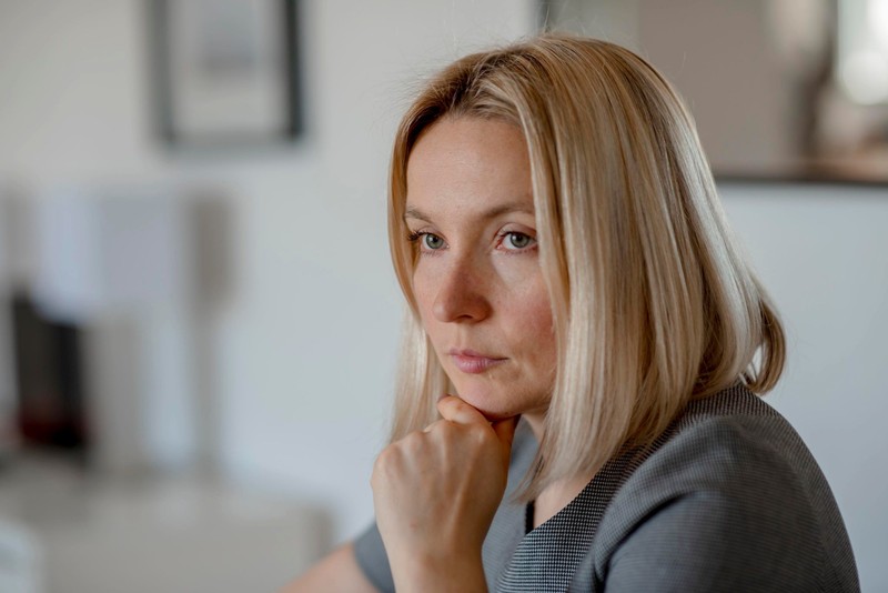 Vera Ageeva este doctorandă la Institut d'études politiques de Paris și profesor asociat la Școala Superioară de Economie din Sankt Petersburg, fiind specializată în științe politice, relații internaționale și economie