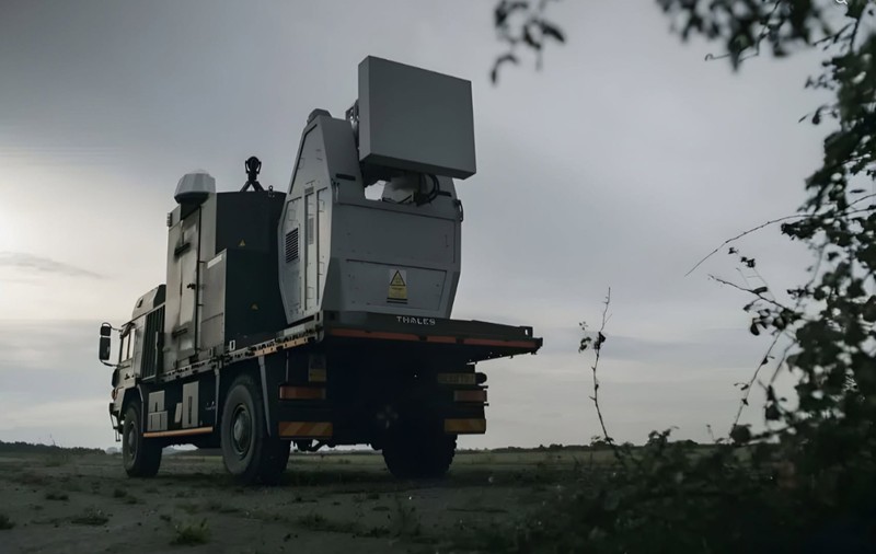 RapidDestroyer, sistemul dezvoltat de Thales pentru a anihila roiuri întregi de drone