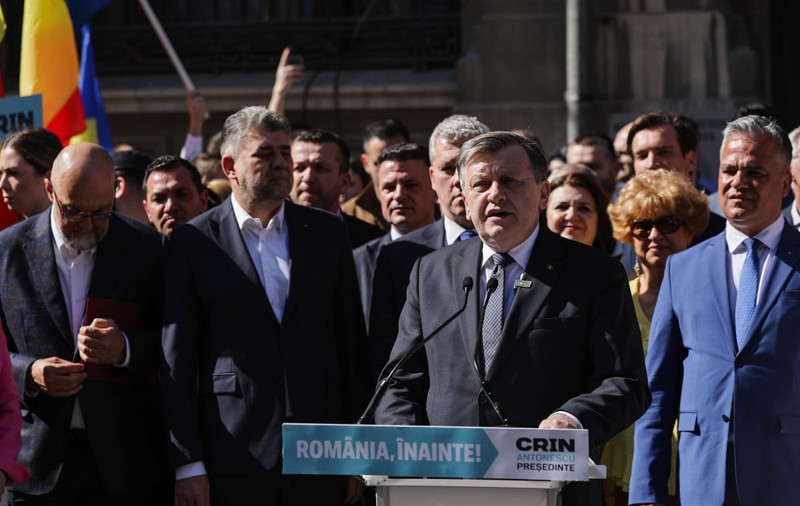 Crin Antonescu sugerează schimbări la CCR: membrii ar putea fi recrutați în alt fel, pentru a reduce suspiciunile