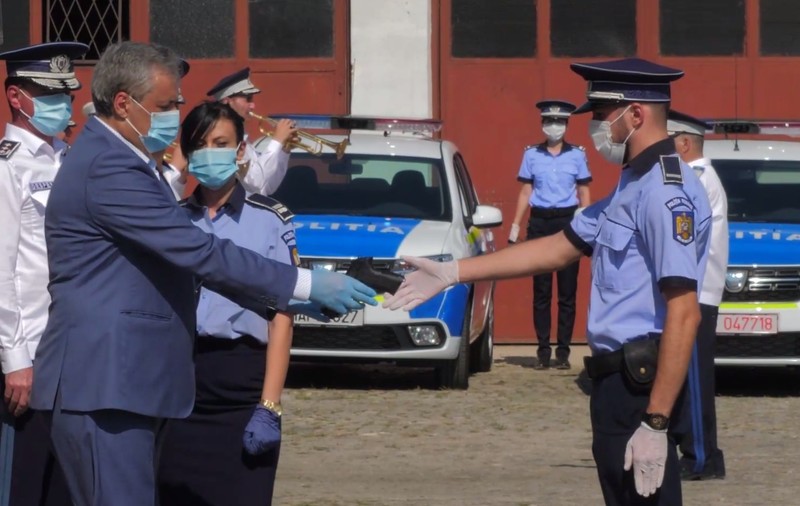 Poliţia Română, dotată cu pistoale Beretta de ultimă generaţie. Armele sunt făcute în România