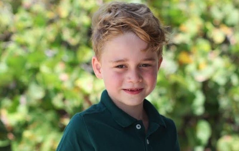 Prințul George împlinește 6 ani. Ducii de Cambridge au publicat noi fotografii oficiale cu moștenitorul tronului Regatului Unit