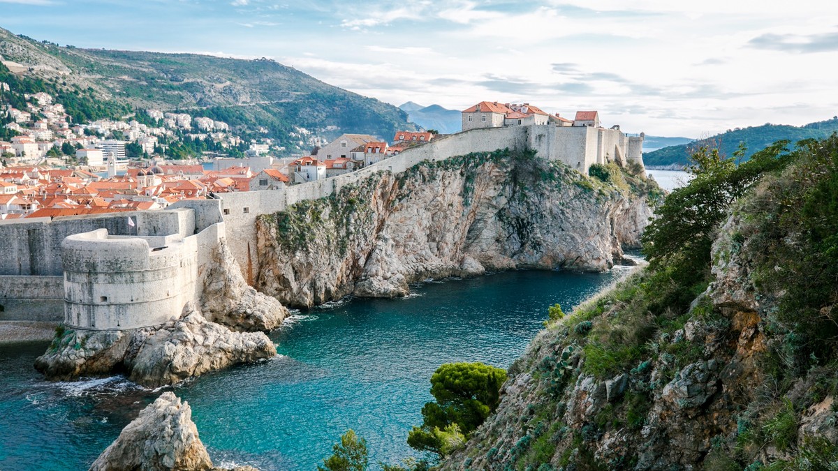 Cele mai potrivite oraşe europene pe care să le vizitezi vara aceasta