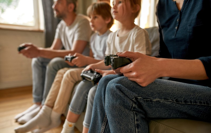 EXCLUSIV. Interviu cu directorul PlayStation pe Spania și Balcani: „Spre deosebire de alți gameri, românii joacă jocuri video ca o activitate cu familia și prietenii”