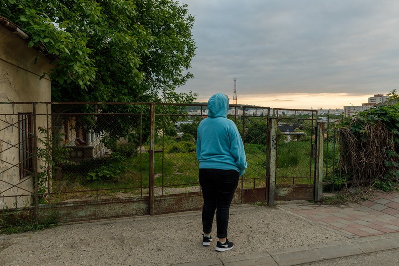 Ani întregi, tânăra a negat ce i s-a întâmplat, dar acum este hotărâtă să-și recapete liniștea