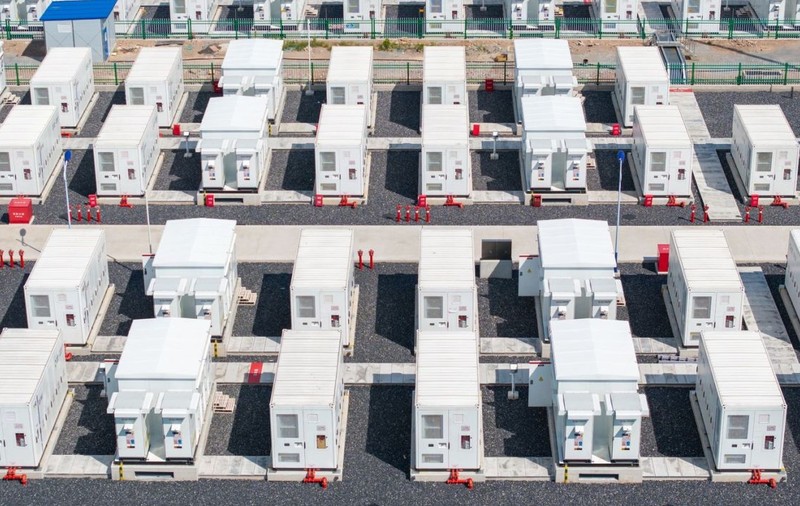 Tesla construieşte cea mai mare centrală energetică cu baterii din China, proiect de 556 milioane de dolari