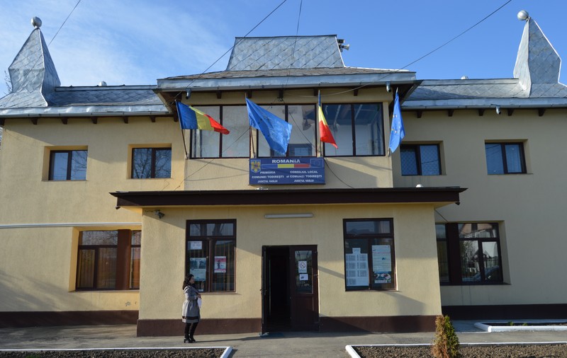 FOTO - Majoritatea primăriilor din Vaslui nu mai au bani de salarii și riscă să intre în colaps