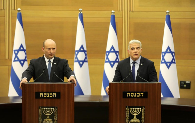 Naftali Bennett renunță la funcția de premier al Israelului și deschide calea pentru al cincilea scrutin electoral în 3 ani