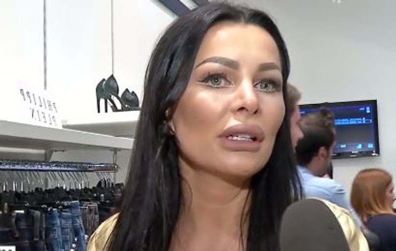 Brigitte Sfăt pleacă în Turcia să-și opereze nasul. "Am avut un accident"