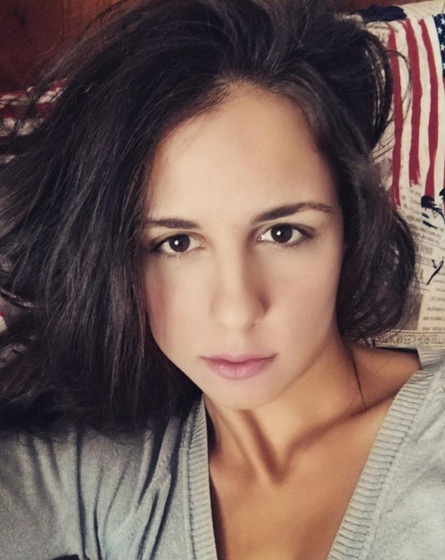 Româncă adoptată de o familie din Italia, ucisă de o altă româncă și de iubitul ei italian. Nicoletta a fost înjunghiată mortal și incendiată