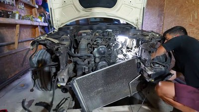 roman demontat motor mercedes germania