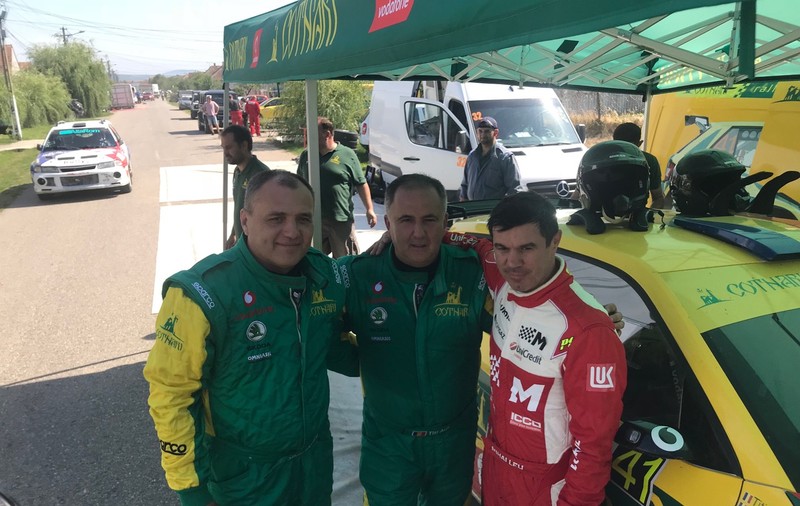 Mihai Leu organizează primul campionat național de super rally. Nadia Comăneci, alături de organizatori