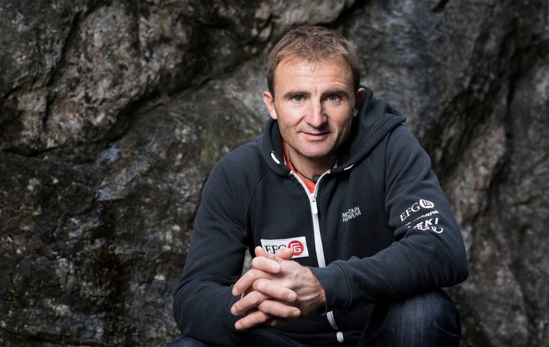 Alpinistul elvețian Ueli Steck a fost incinerat în Nepal. A murit în Himalaya
