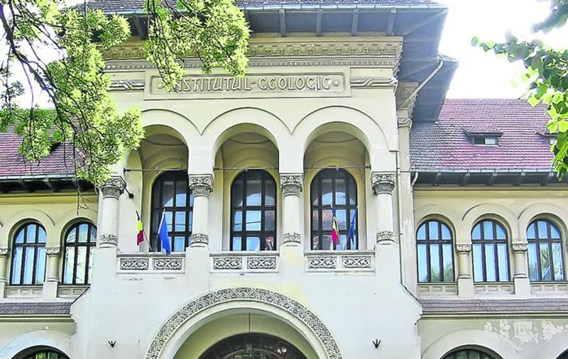 Canicula care a lovit România are urmări neaşteptate: Au crăpat pietrele de la căldură!