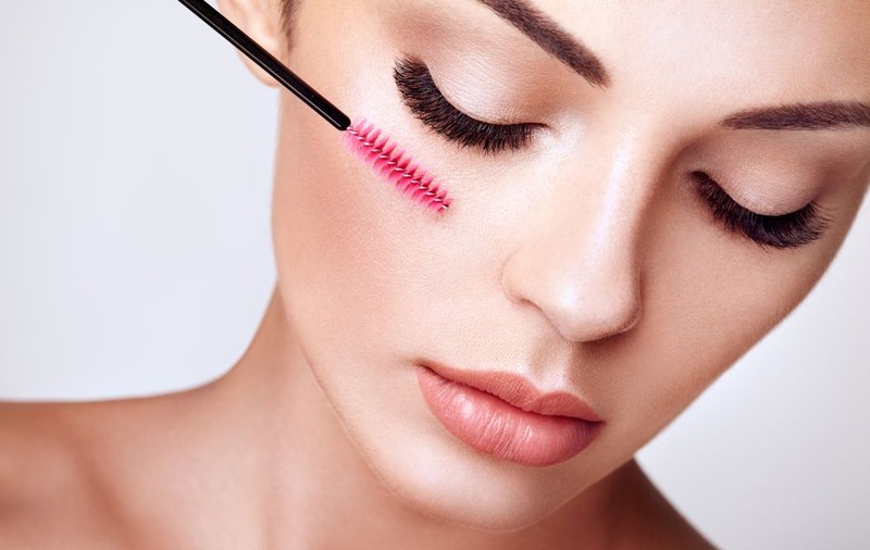 Extensiile de gene, tot mai prezente în tendințele de beauty din social media