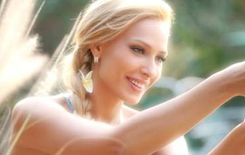 Iulia Vântur vorbeşte despre EXPERIENŢA CARE A SCHIMBAT-O! A învăţat "LECŢIA UMILINŢEI"!