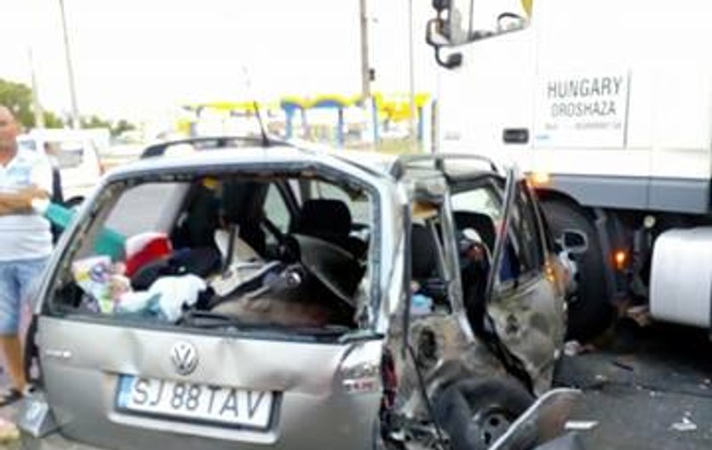 Copil proiectat prin luneta unei mașini, în urma unui accident în Giurgiu